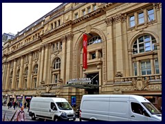 Royal Exchange Theatre, Exchange Square